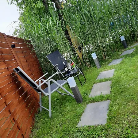 Gemuetliches Einliegerapartment, 50 Qm Apartment